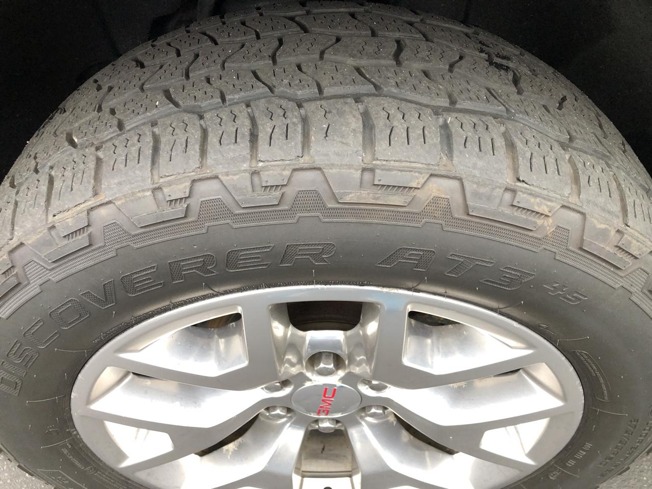 GMC Sierra photo 14