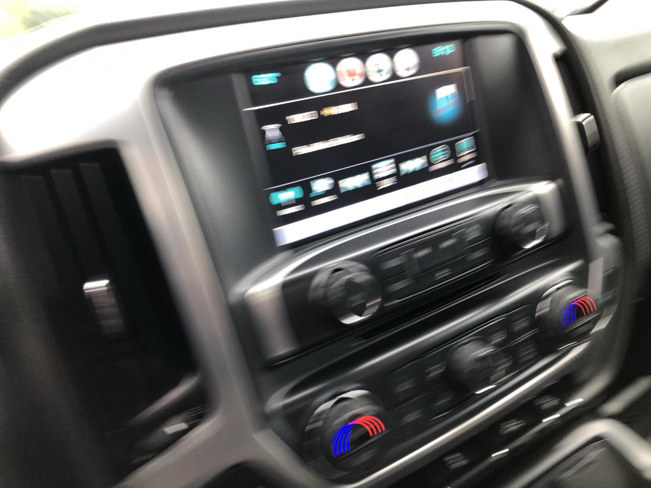 GMC Sierra photo 17
