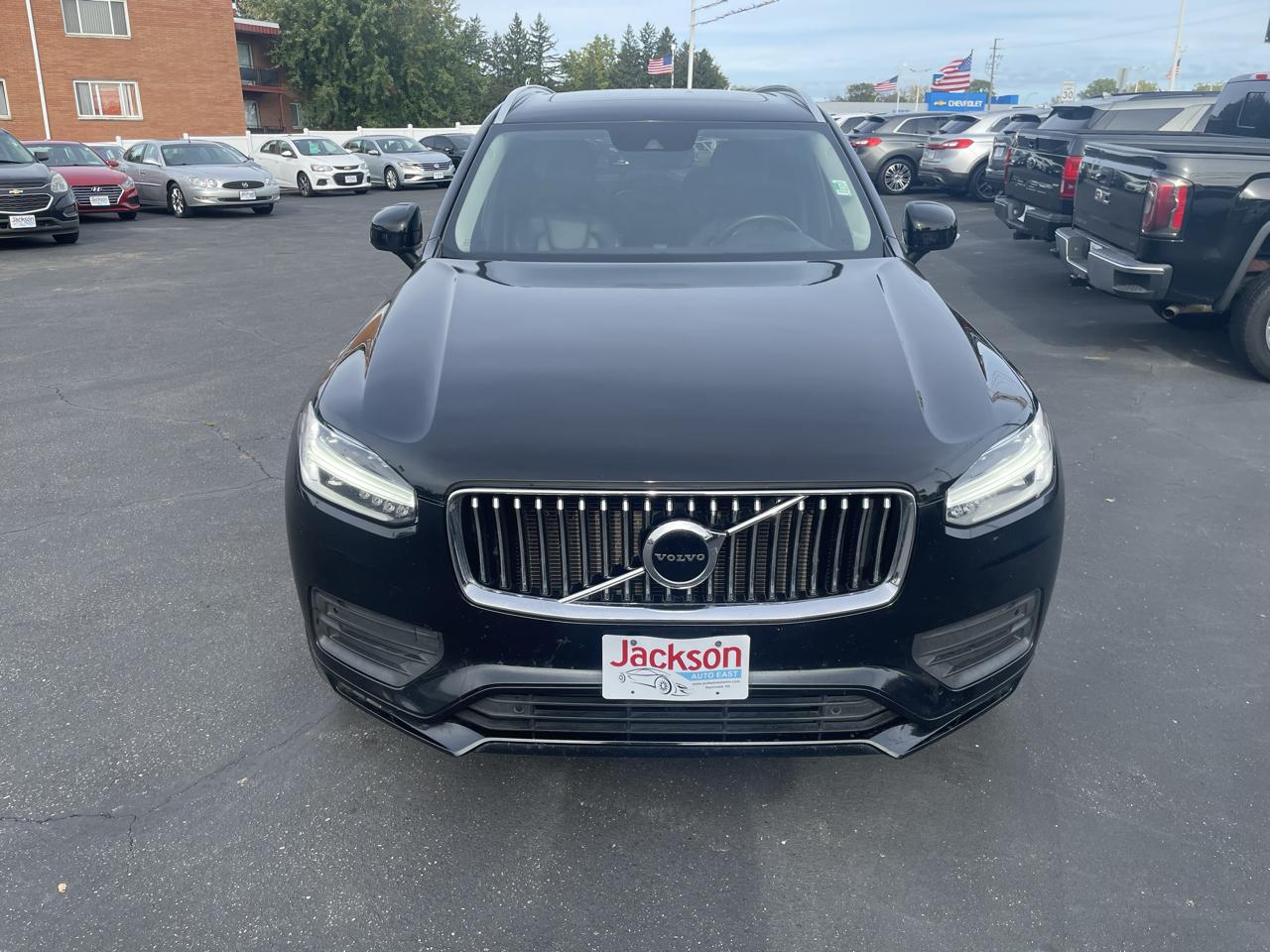 Volvo XC90 photo 8