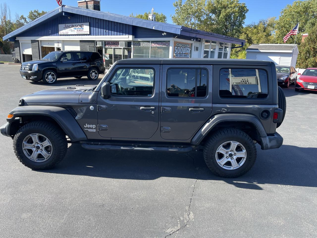 Jeep Wrangler photo 6