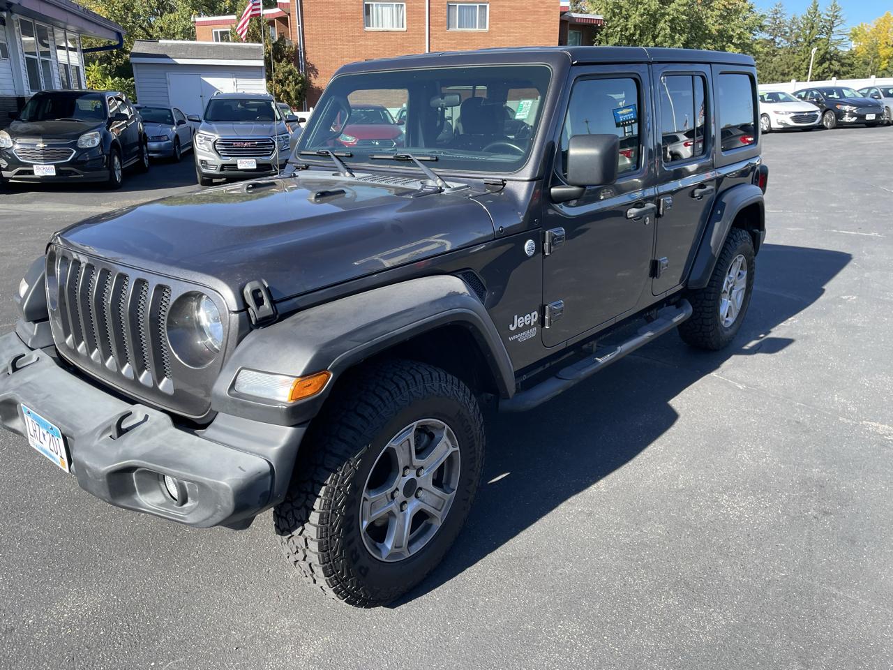 Jeep Wrangler photo 7