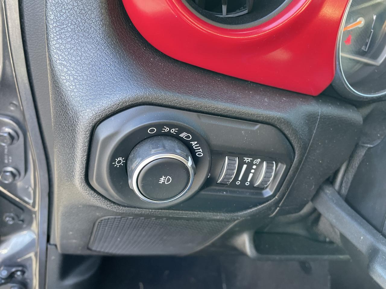 Jeep Wrangler photo 13