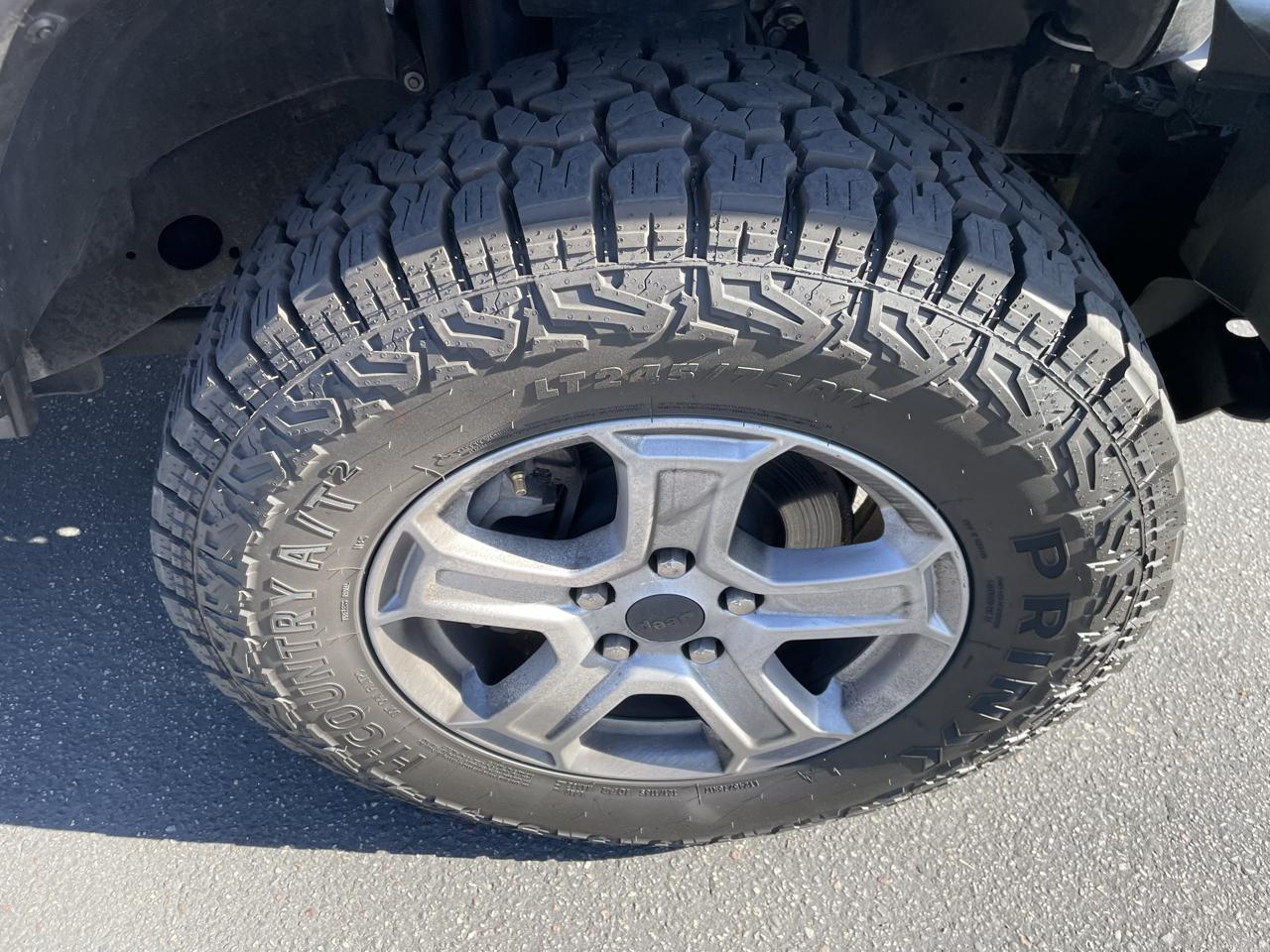 Jeep Wrangler photo 26