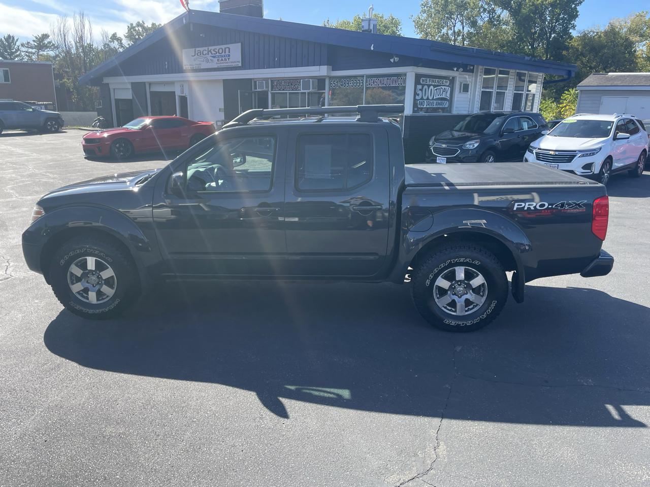 Nissan Frontier photo 6
