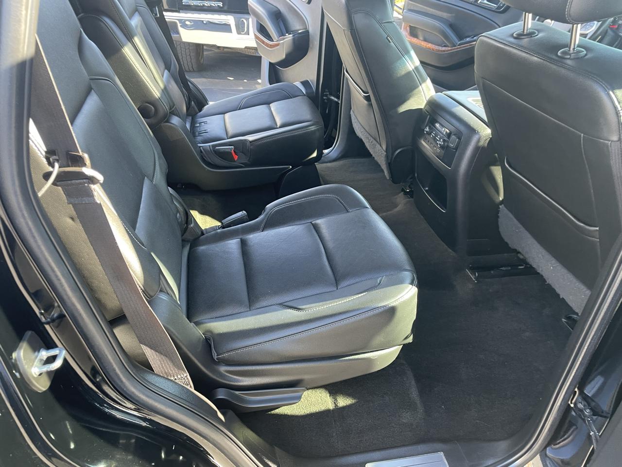 Chevrolet Tahoe photo 12