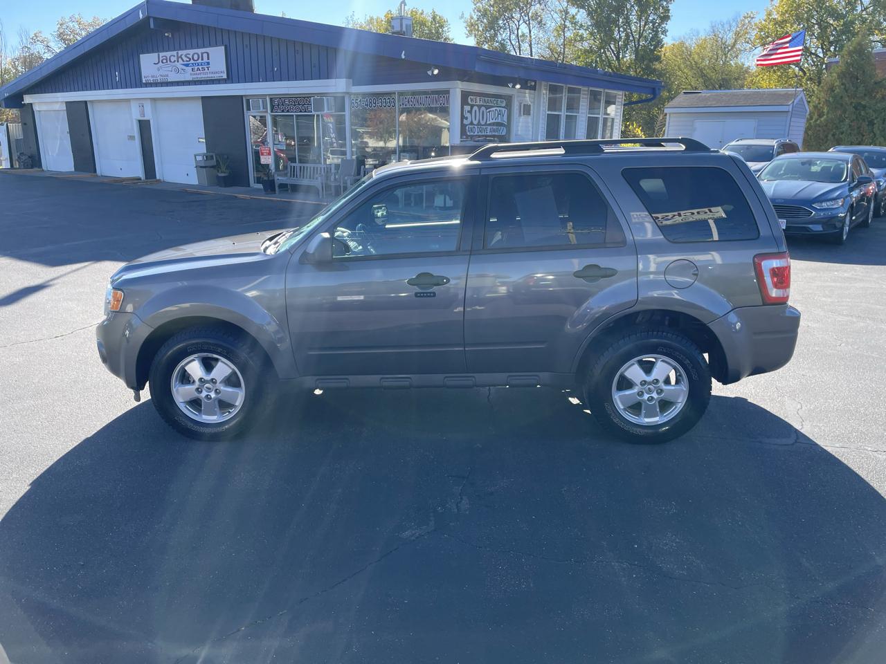 Ford Escape 4WD 4dr XLT 2012