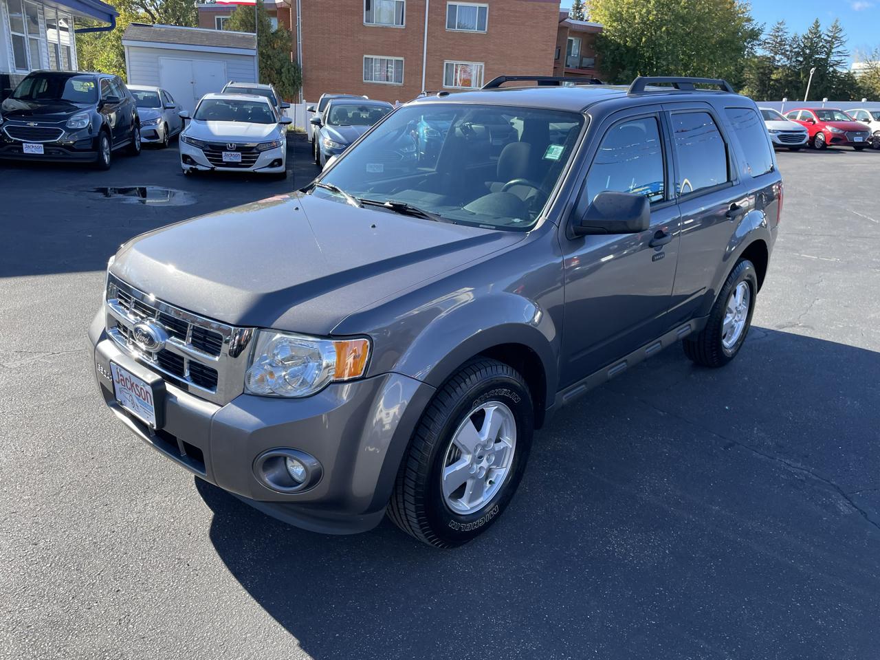 Ford Escape 4WD 4dr XLT 2012