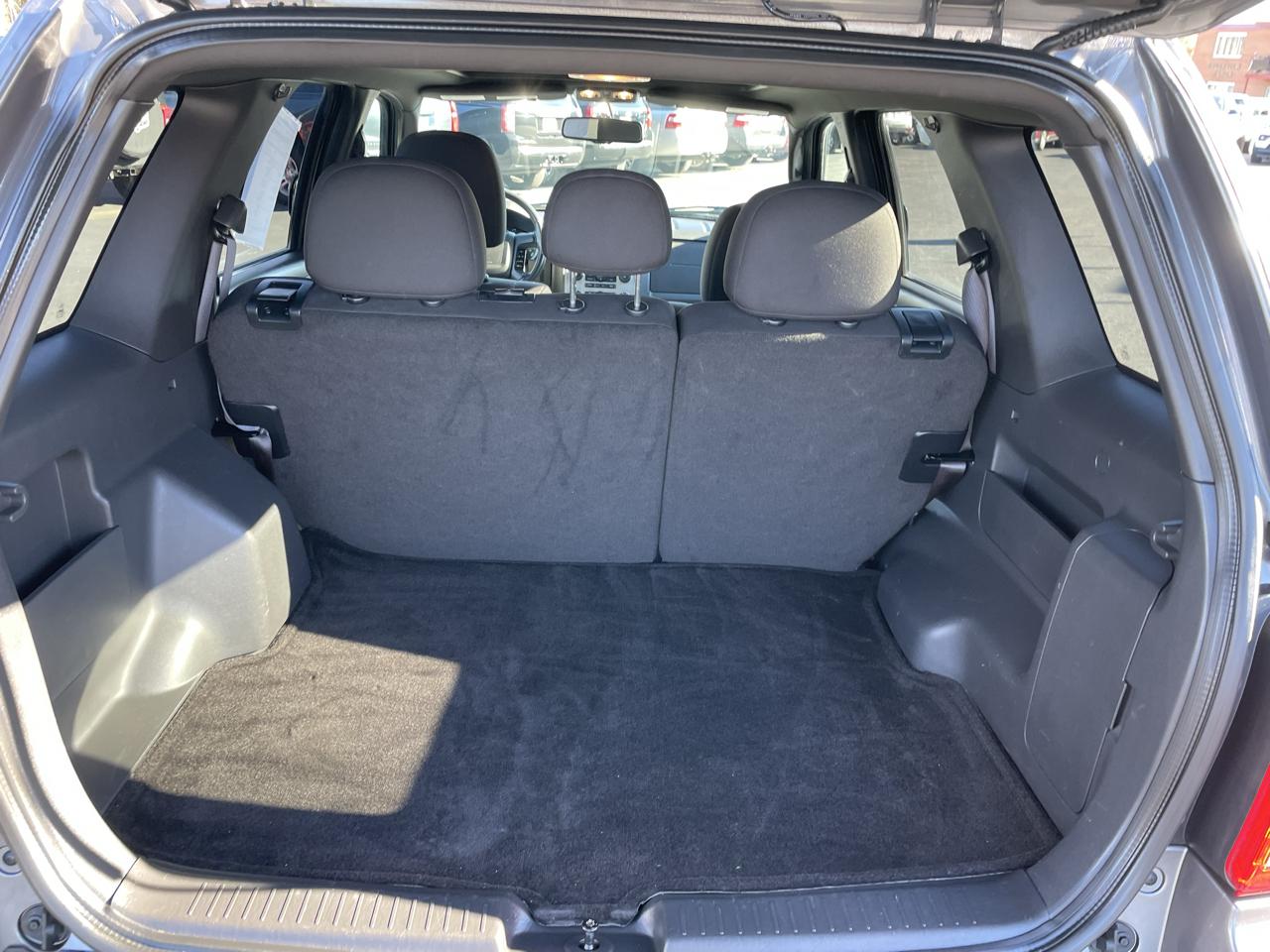 Ford Escape 4WD 4dr XLT 2012