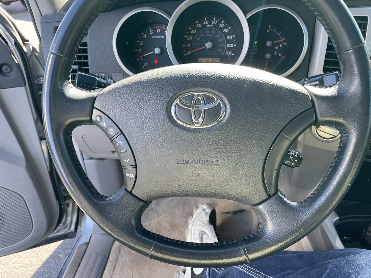 Toyota 4Runner 4WD 4dr V6 Sport (Natl) 2008