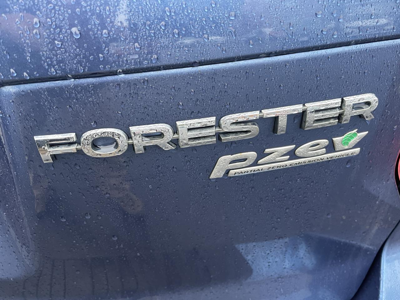 Subaru Forester 4dr CVT 2.5i Premium PZEV 2015