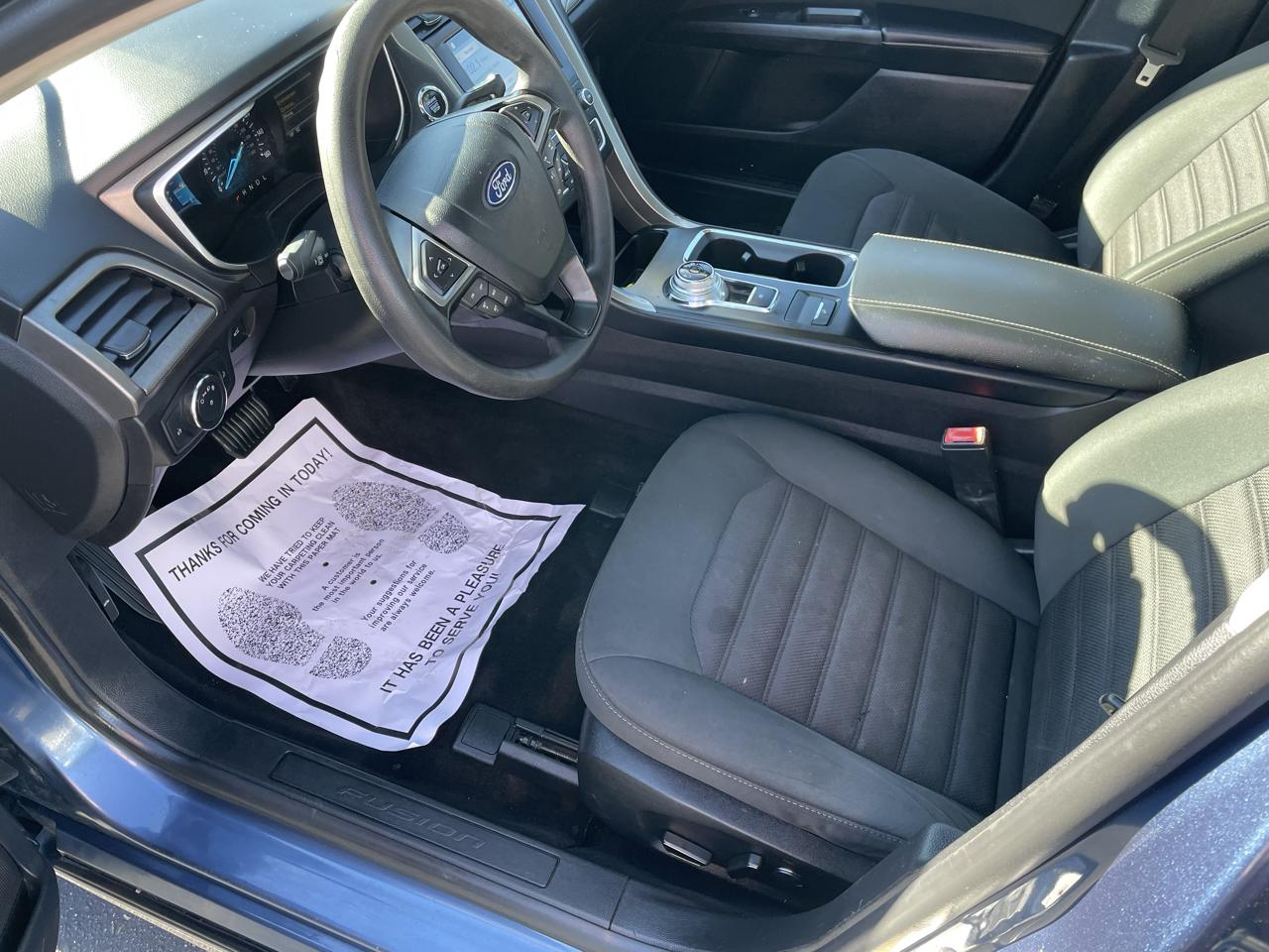 Ford Fusion SE FWD 2019