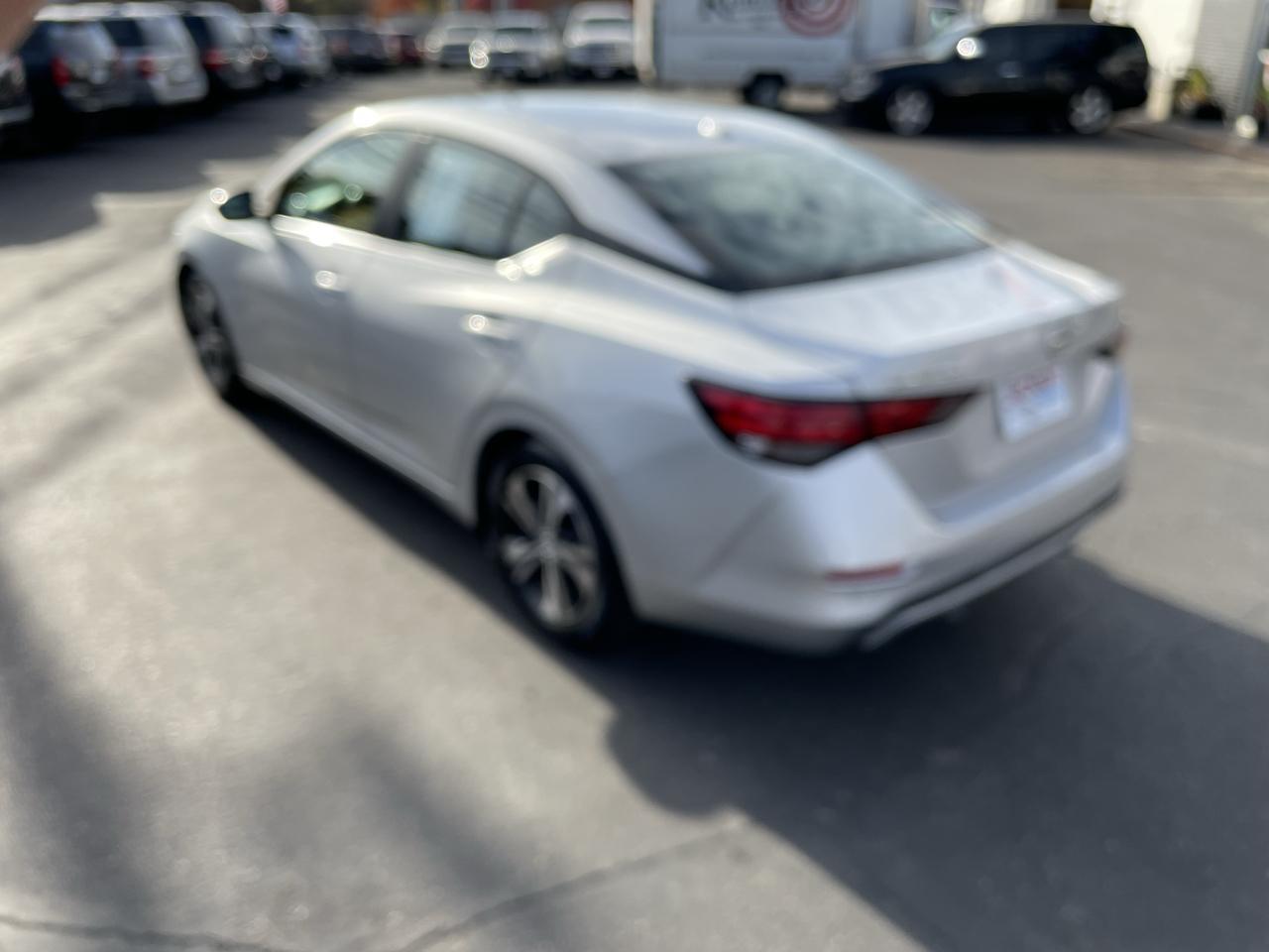 Nissan Sentra SV CVT 2021