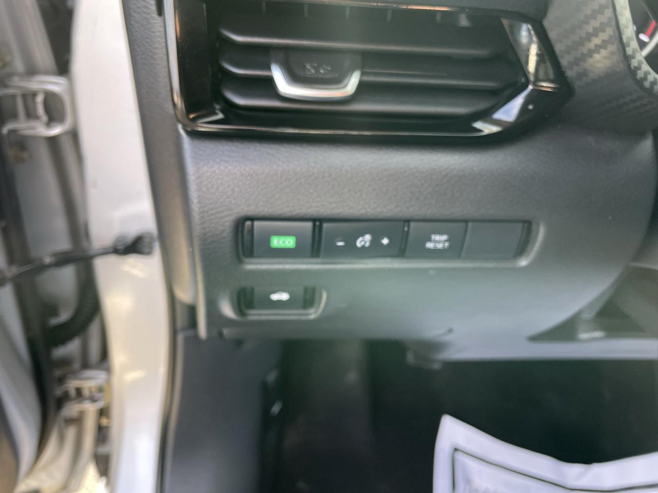 Nissan Sentra SV CVT 2021