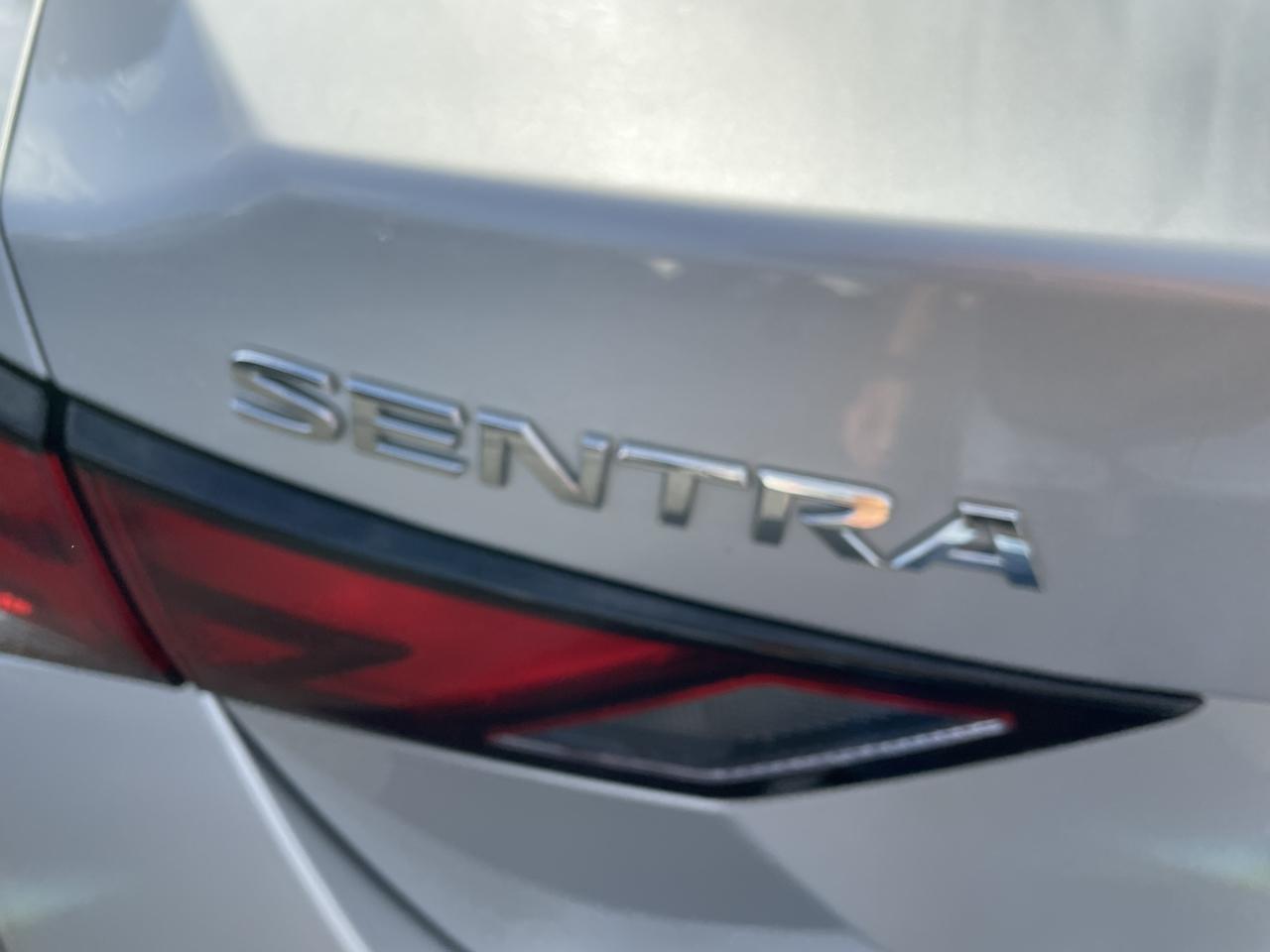 Nissan Sentra SV CVT 2021