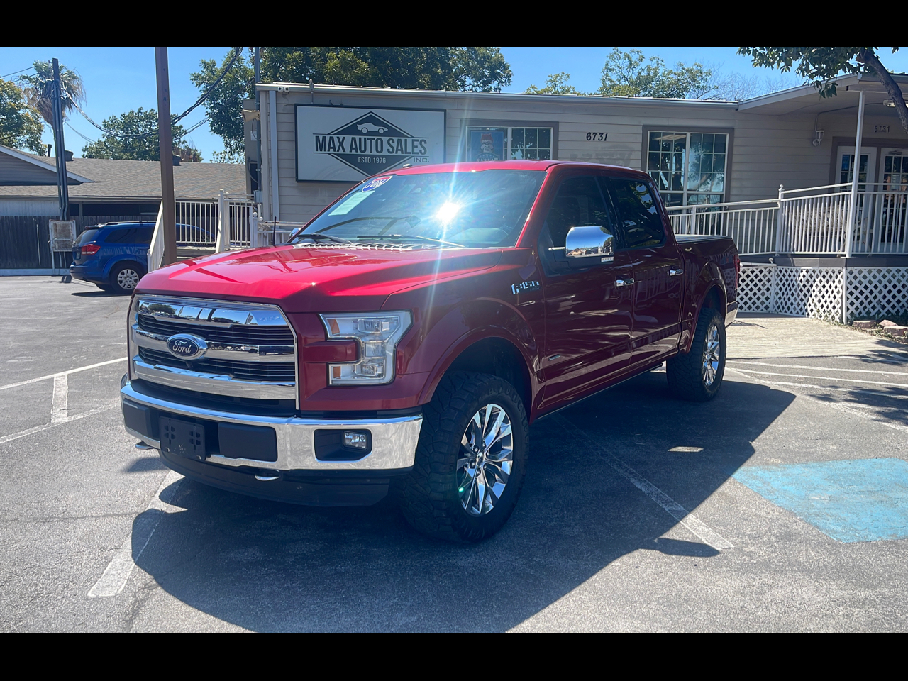 Used 2016 Ford F150 4WD SuperCrew 145" Lariat for Sale in San Antonio