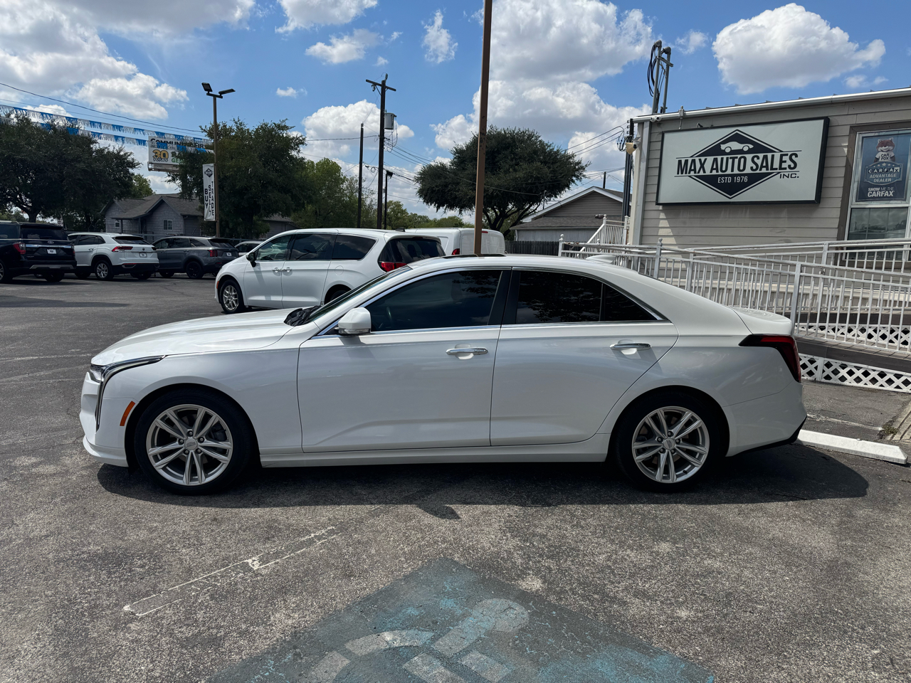 Cadillac CT4 4dr Sdn Luxury 2023 Cadillac CT4 4dr Sdn Luxury 2023