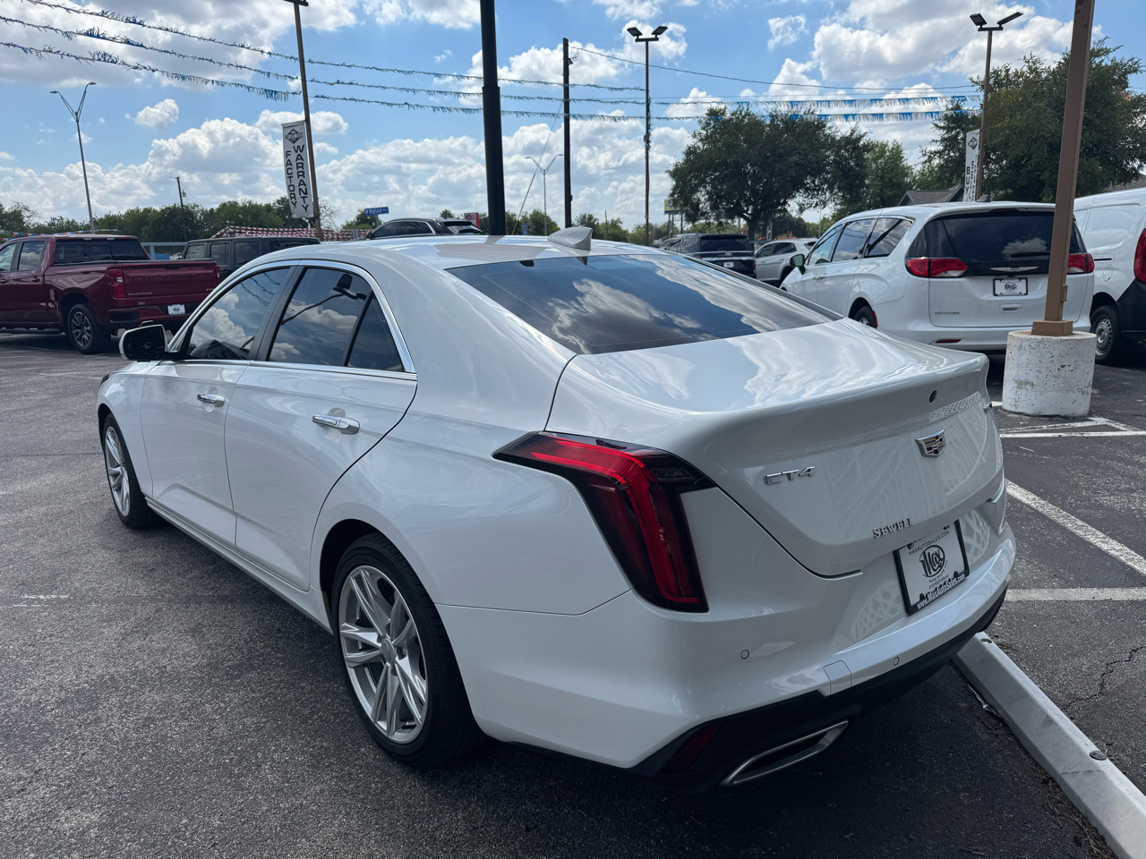 Cadillac CT4 4dr Sdn Luxury 2023 Cadillac CT4 4dr Sdn Luxury 2023