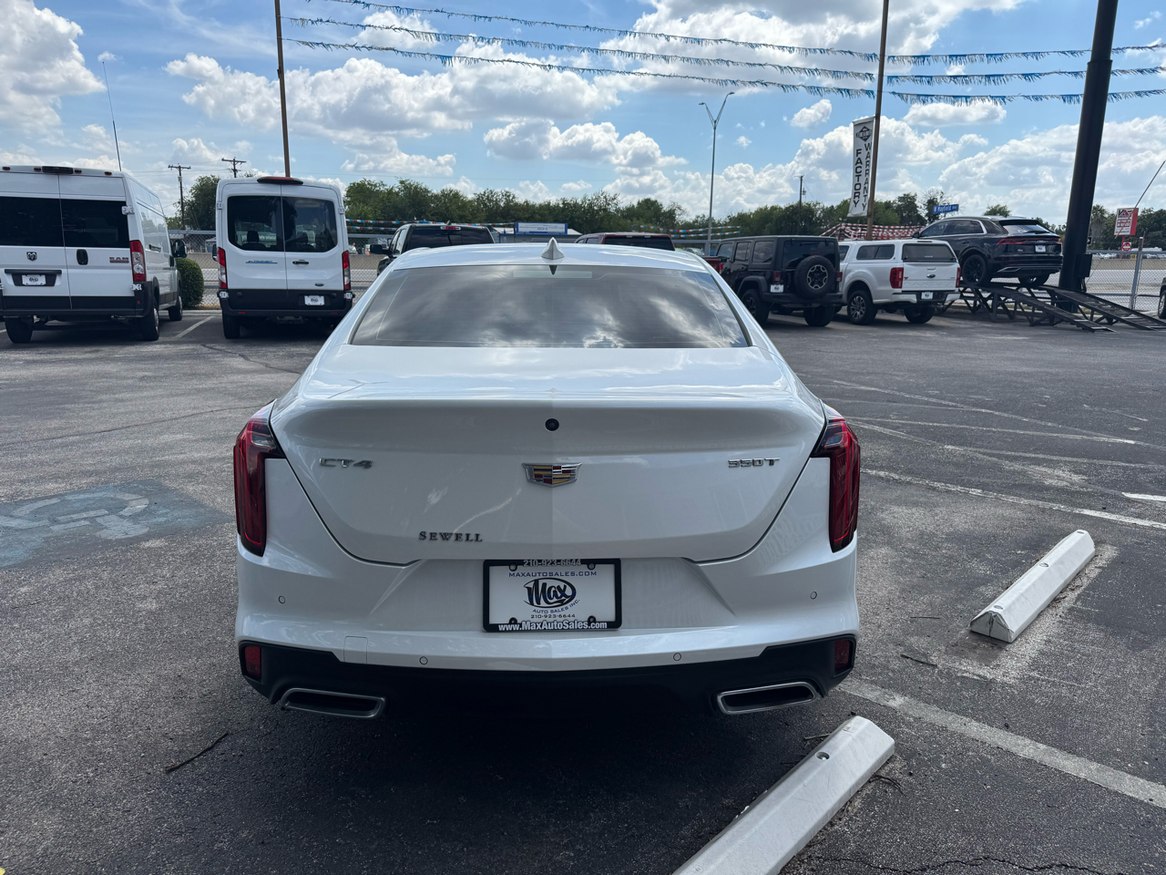 Cadillac CT4 4dr Sdn Luxury 2023 Cadillac CT4 4dr Sdn Luxury 2023