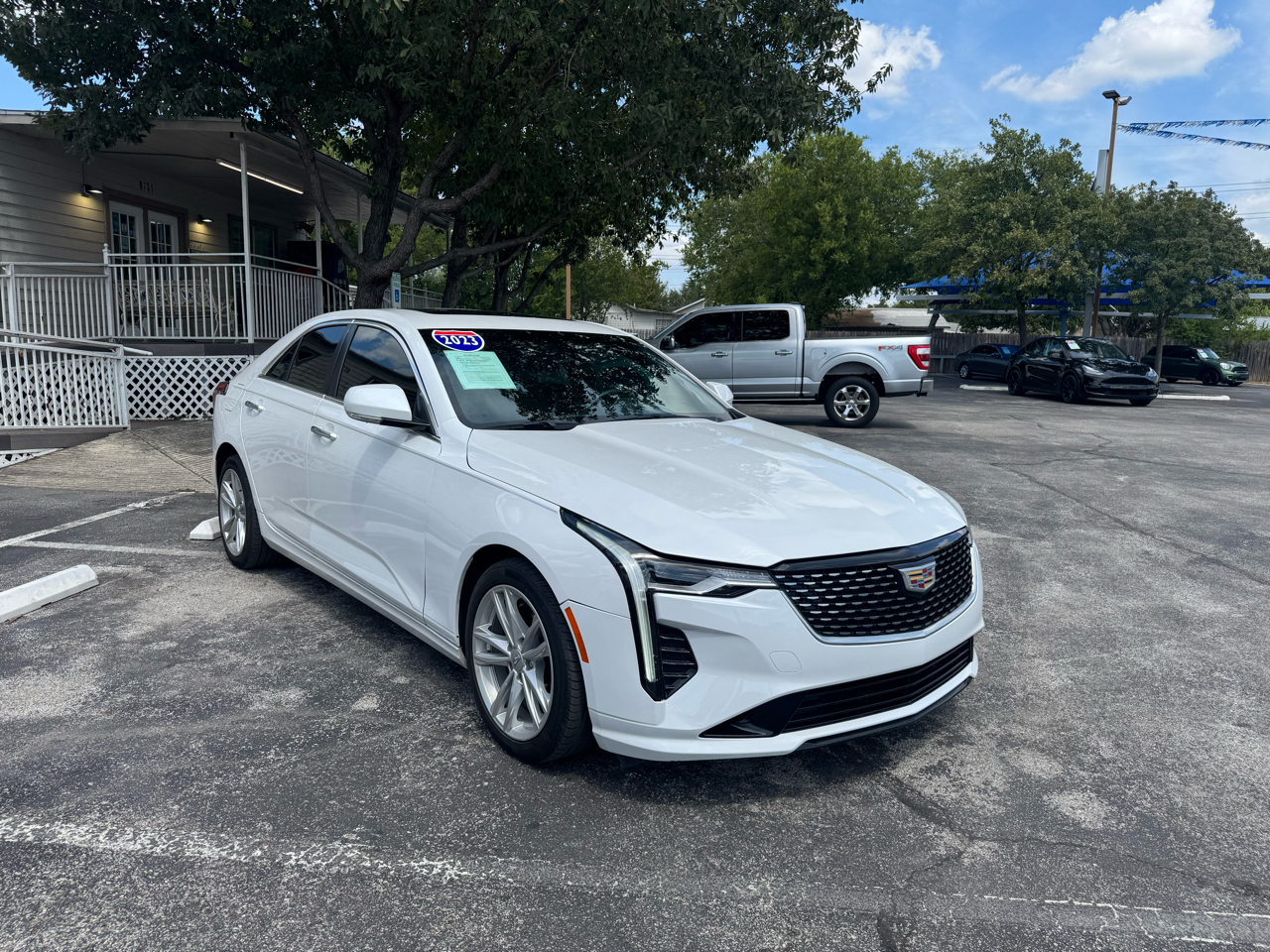 Cadillac CT4 4dr Sdn Luxury 2023 Cadillac CT4 4dr Sdn Luxury 2023