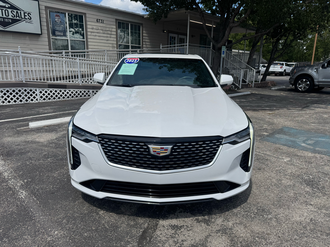 Cadillac CT4 4dr Sdn Luxury 2023 Cadillac CT4 4dr Sdn Luxury 2023