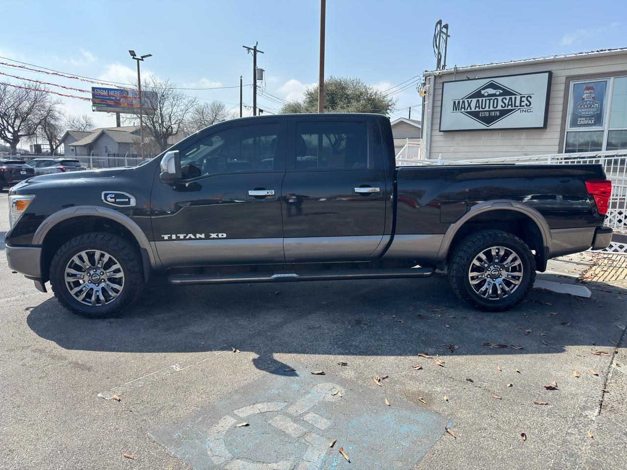 Nissan Titan XD 4WD Crew Cab Platinum Reserve Diesel 2016