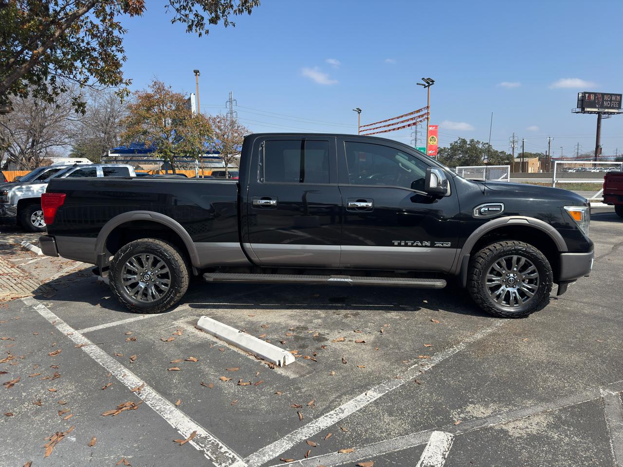 Nissan Titan XD 4WD Crew Cab Platinum Reserve Diesel 2016
