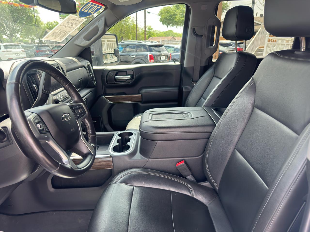 Chevrolet Silverado 1500 4WD Crew Cab 147" RST 2020