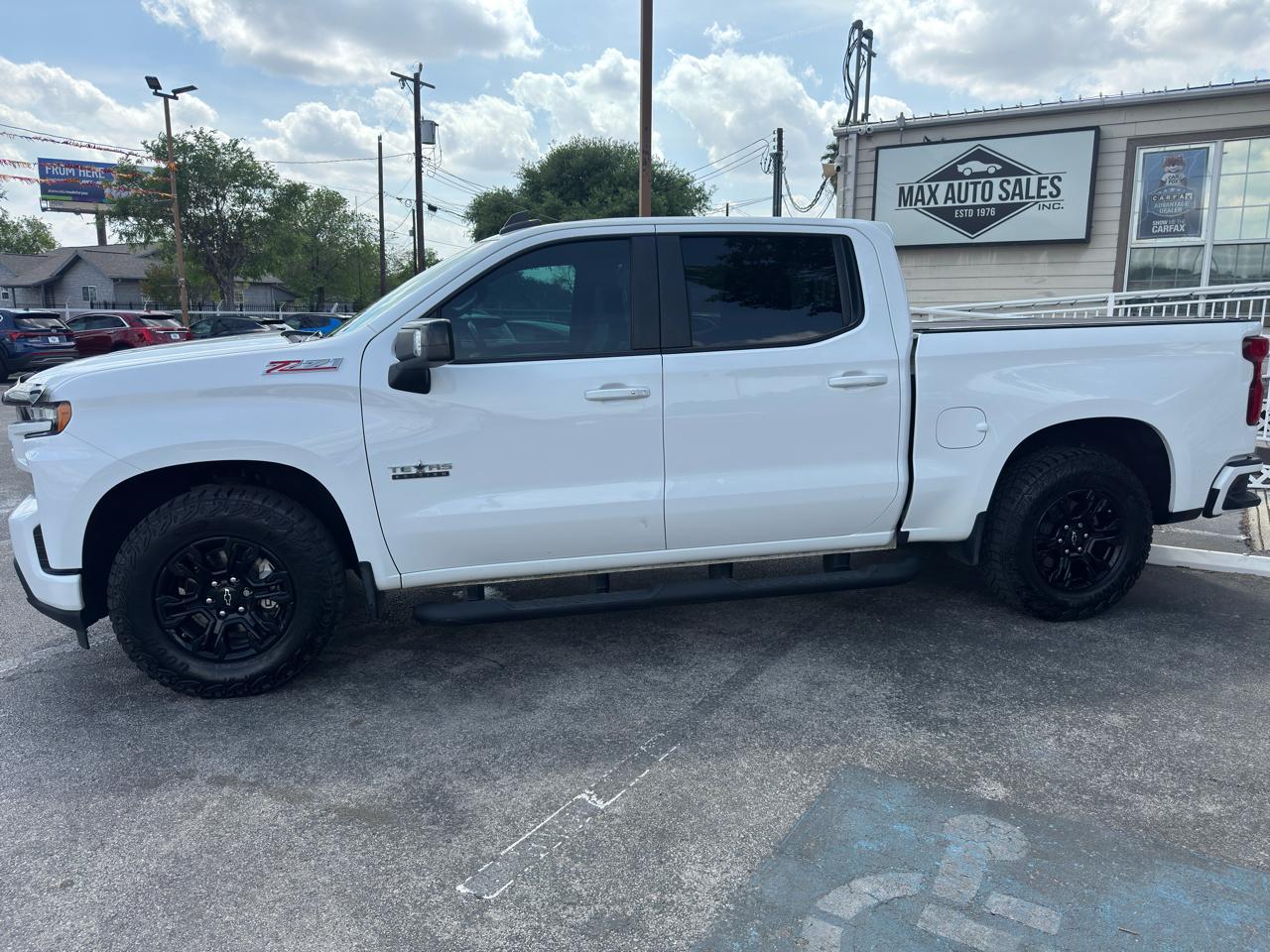 Chevrolet Silverado 1500 4WD Crew Cab 147" RST 2020