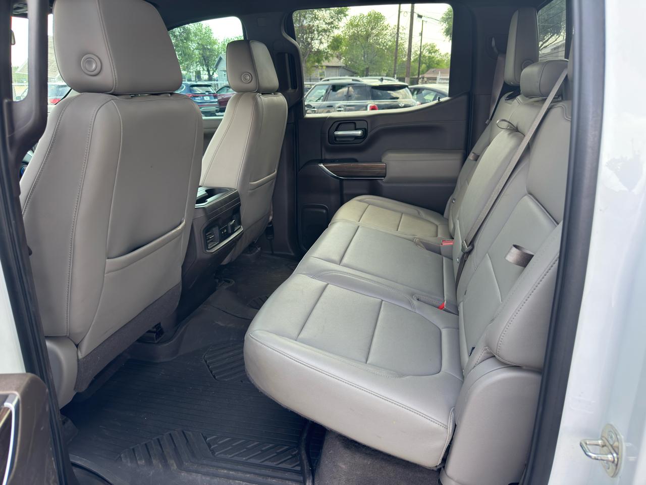 Chevrolet Silverado 1500 4WD Crew Cab 147" RST 2020