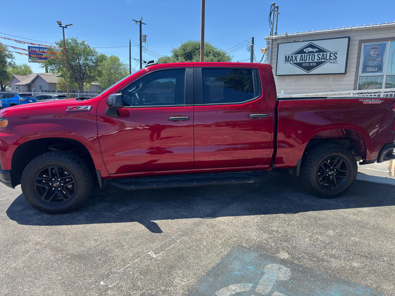 Chevrolet Silverado 1500 4WD Crew Cab 147" Custom Trail Boss 2021