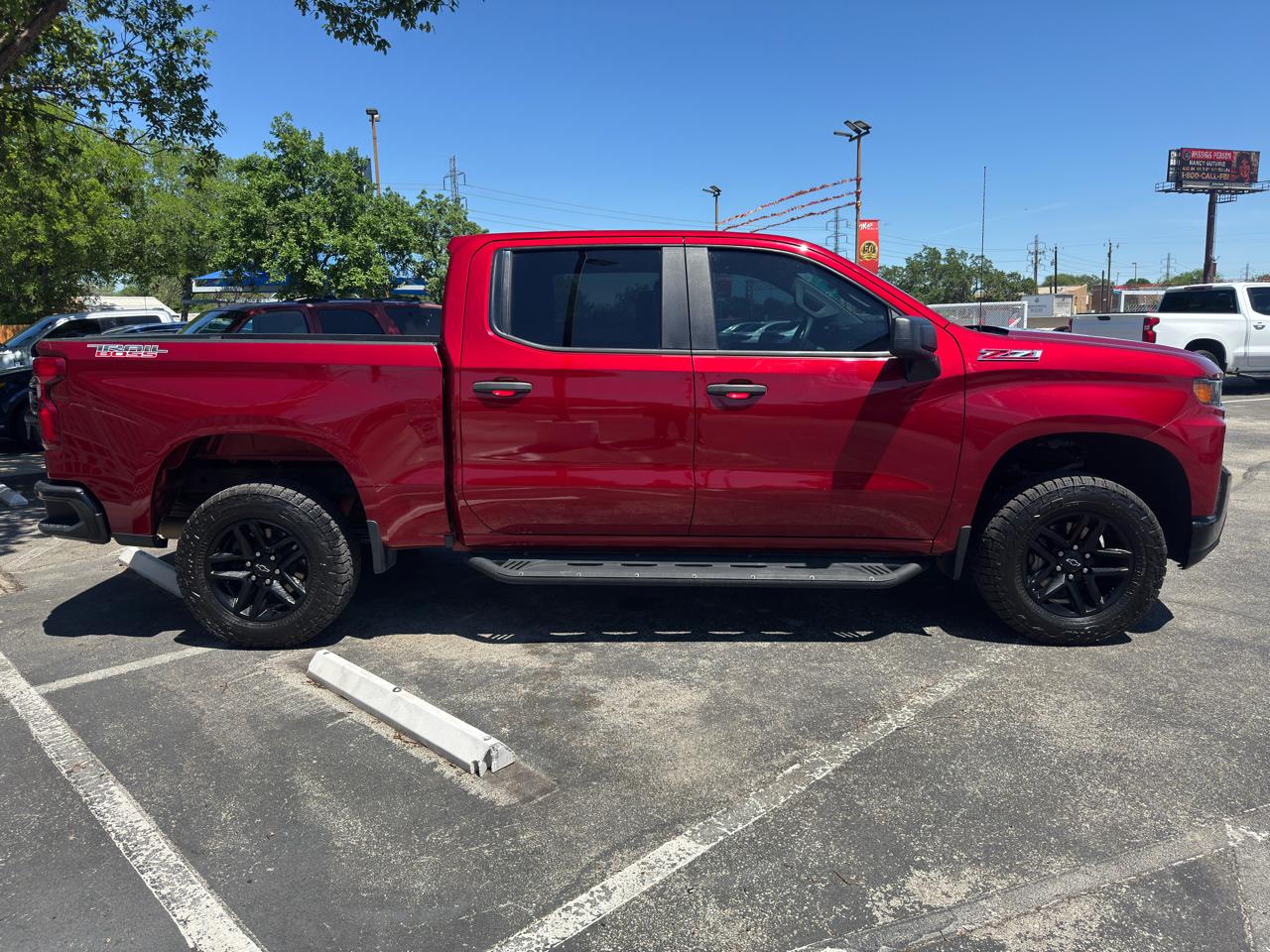 Chevrolet Silverado 1500 4WD Crew Cab 147" Custom Trail Boss 2021