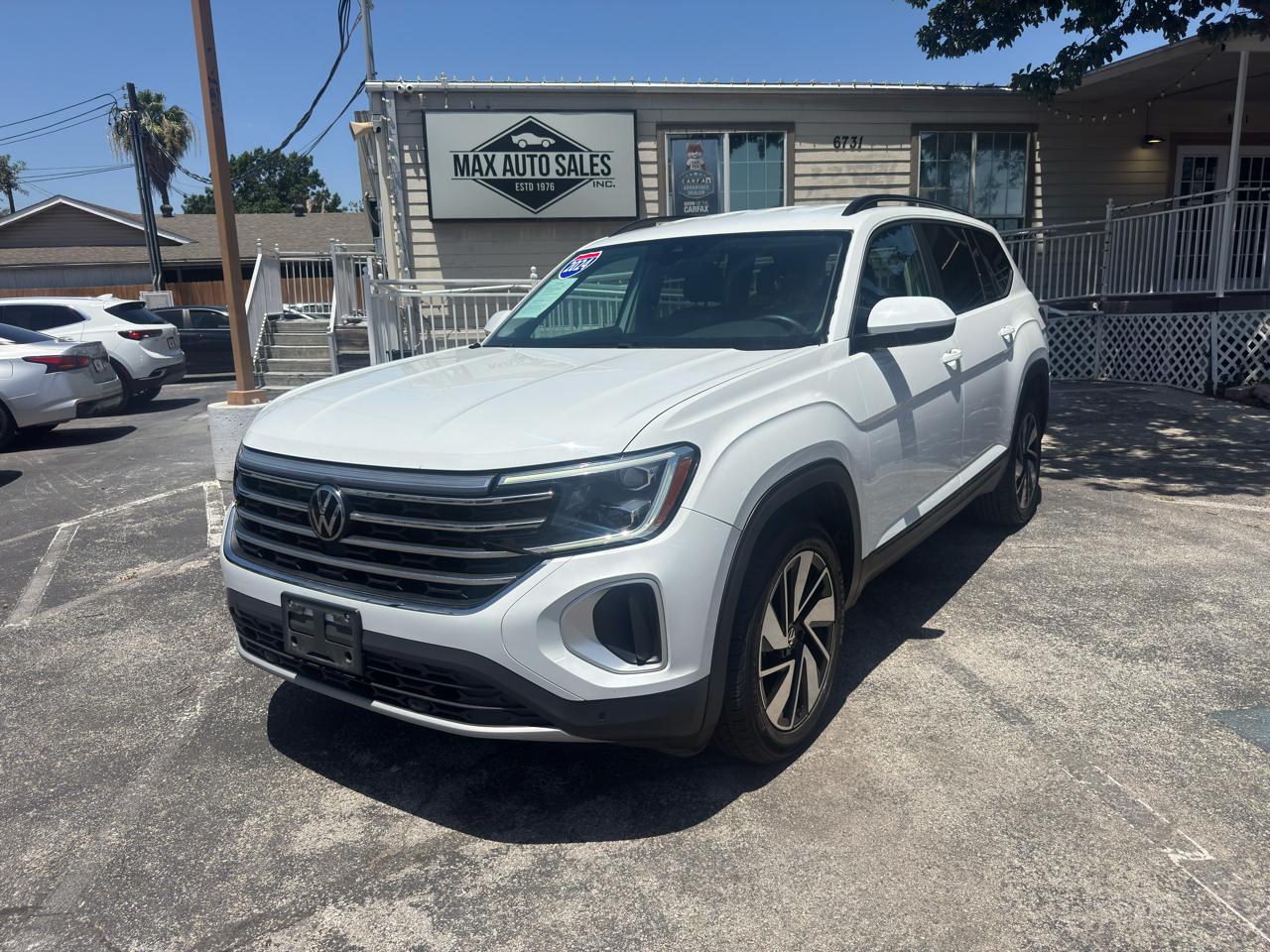 Volkswagen Atlas 2.0T SE w/Technology 4MOTION 2024