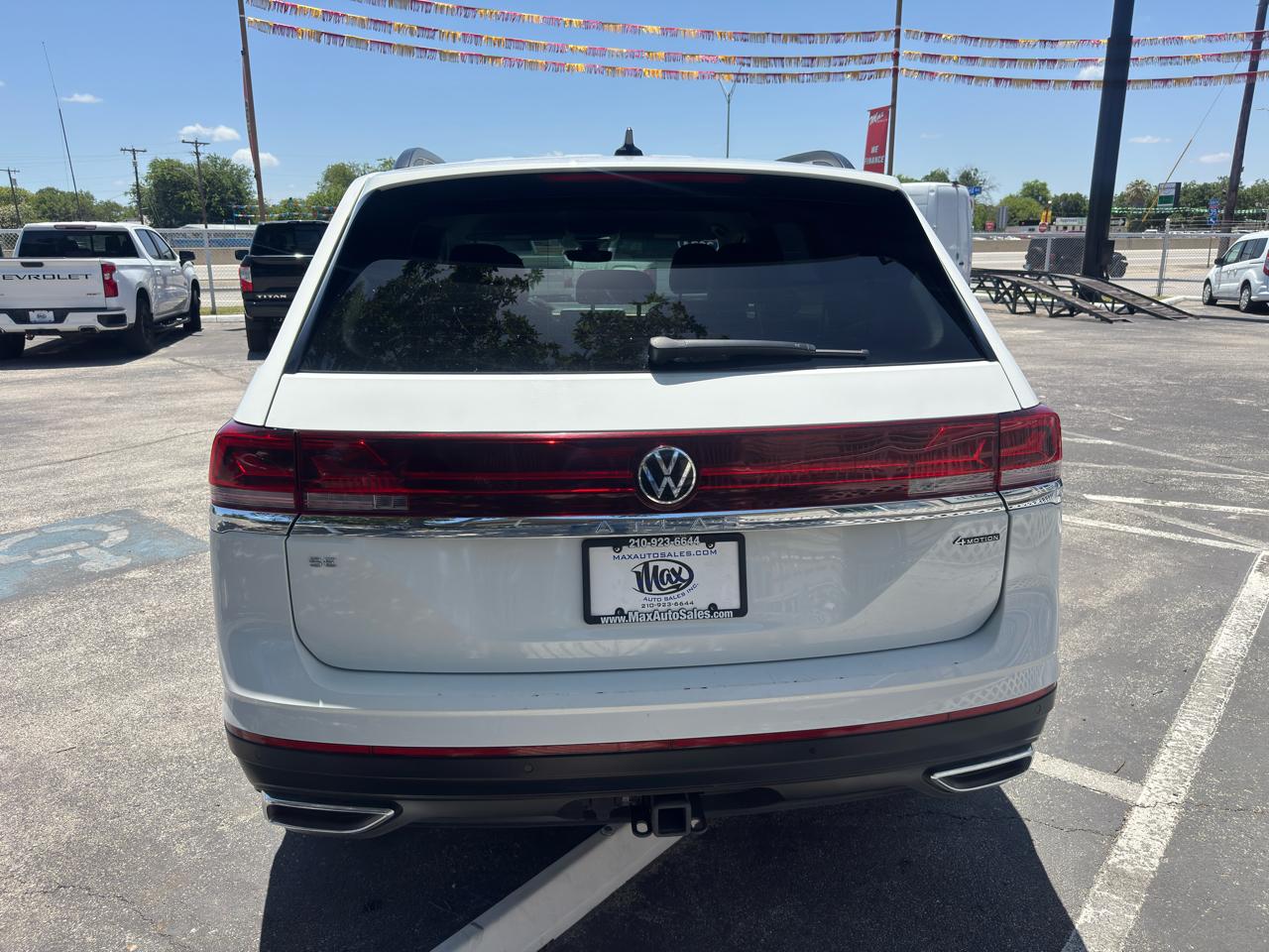 Volkswagen Atlas 2.0T SE w/Technology 4MOTION 2024