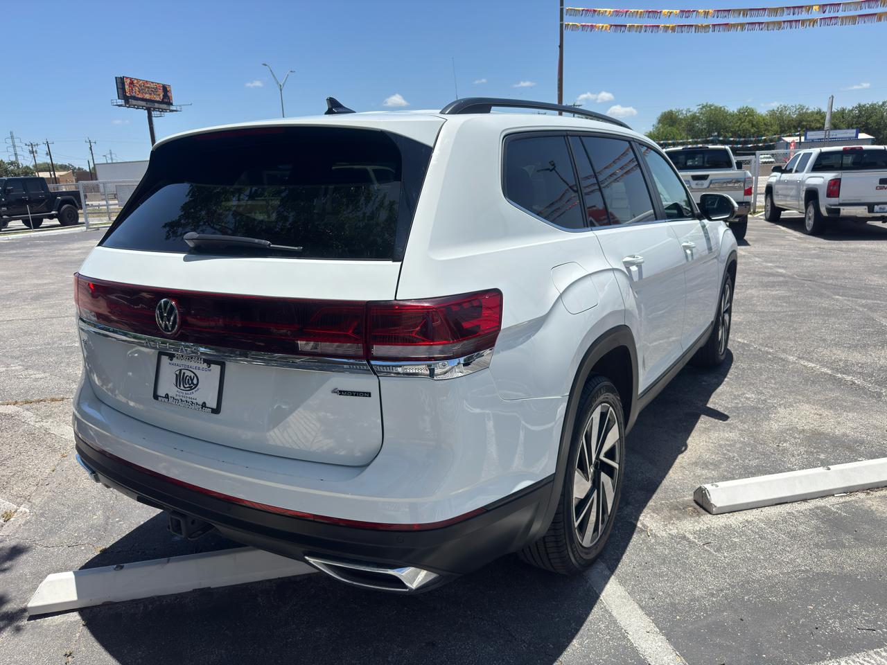 Volkswagen Atlas 2.0T SE w/Technology 4MOTION 2024