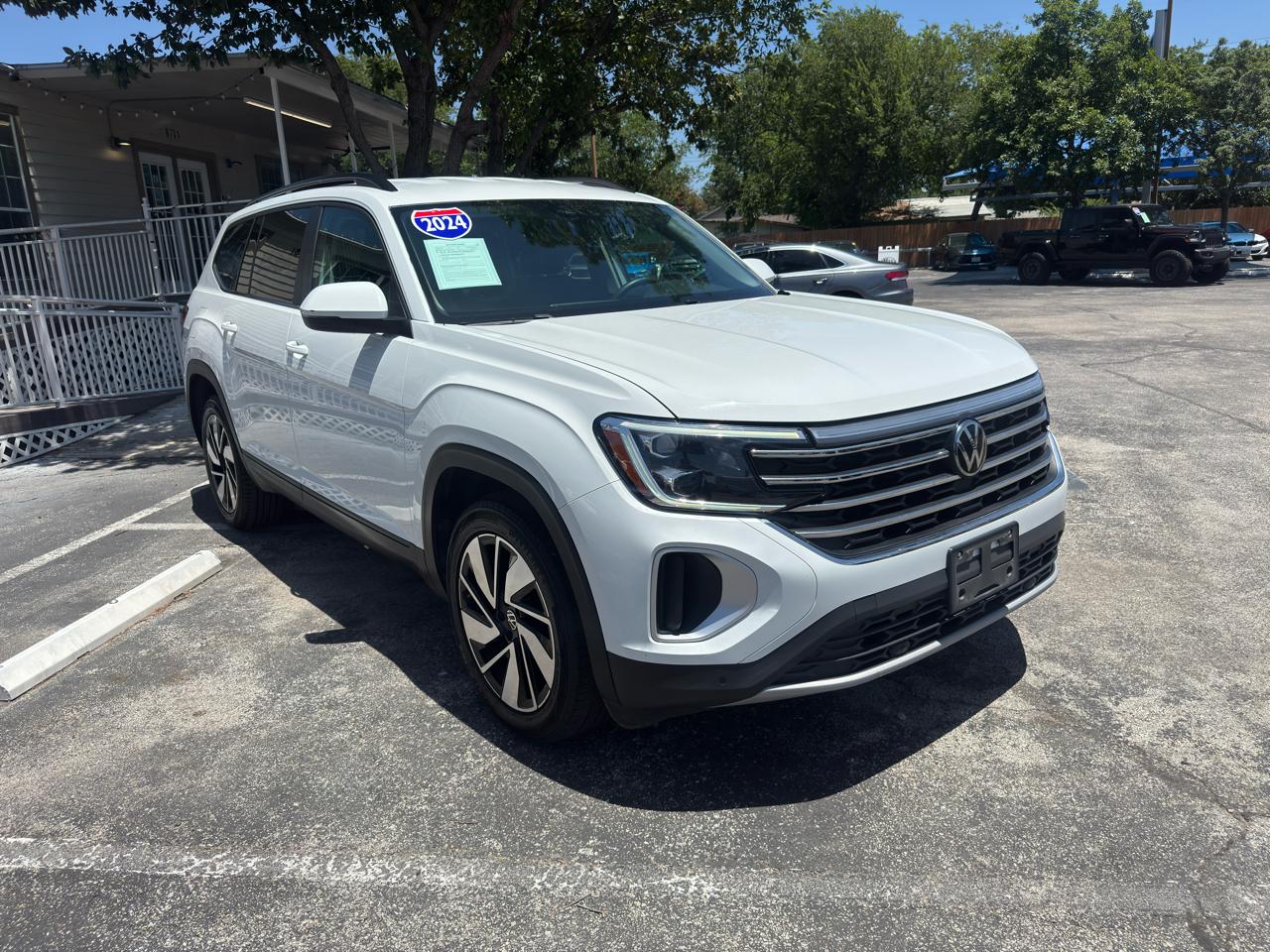 Volkswagen Atlas 2.0T SE w/Technology 4MOTION 2024