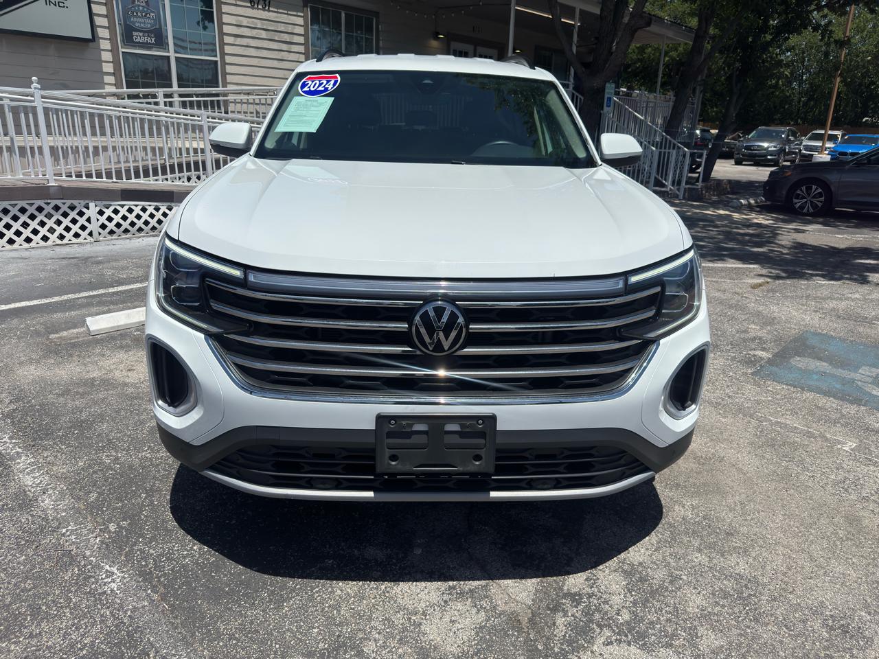 Volkswagen Atlas 2.0T SE w/Technology 4MOTION 2024