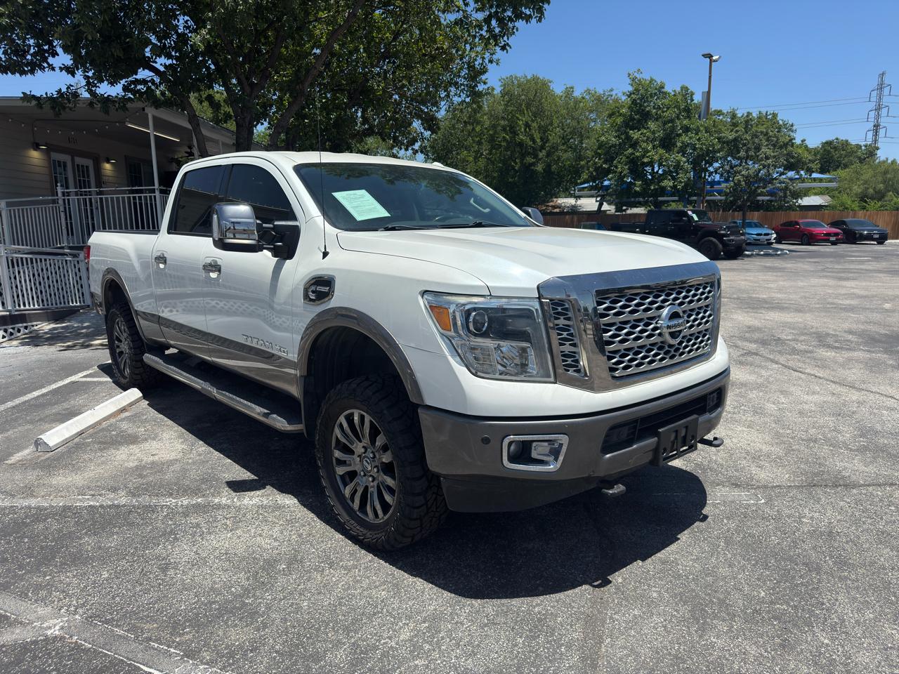 Nissan Titan XD 4WD Crew Cab Platinum Reserve Diesel 2016