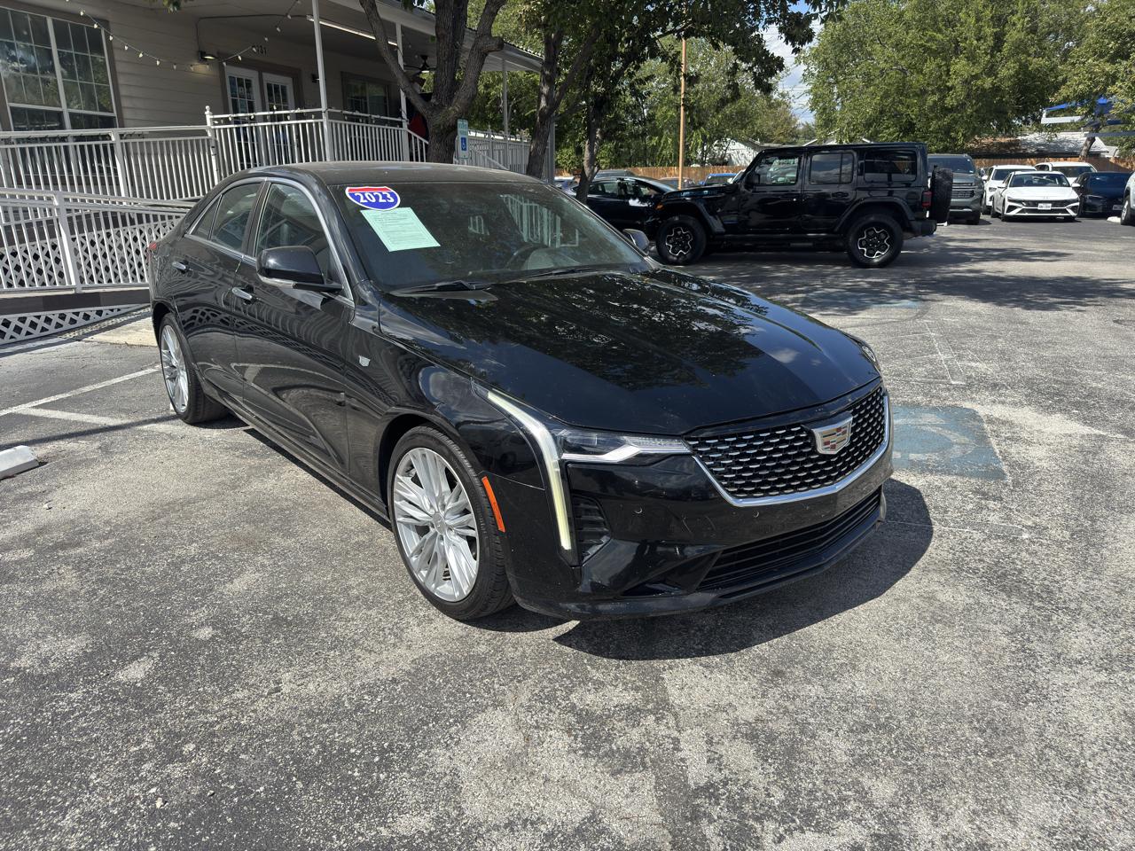 Cadillac CT4 4dr Sdn Premium Luxury 2023