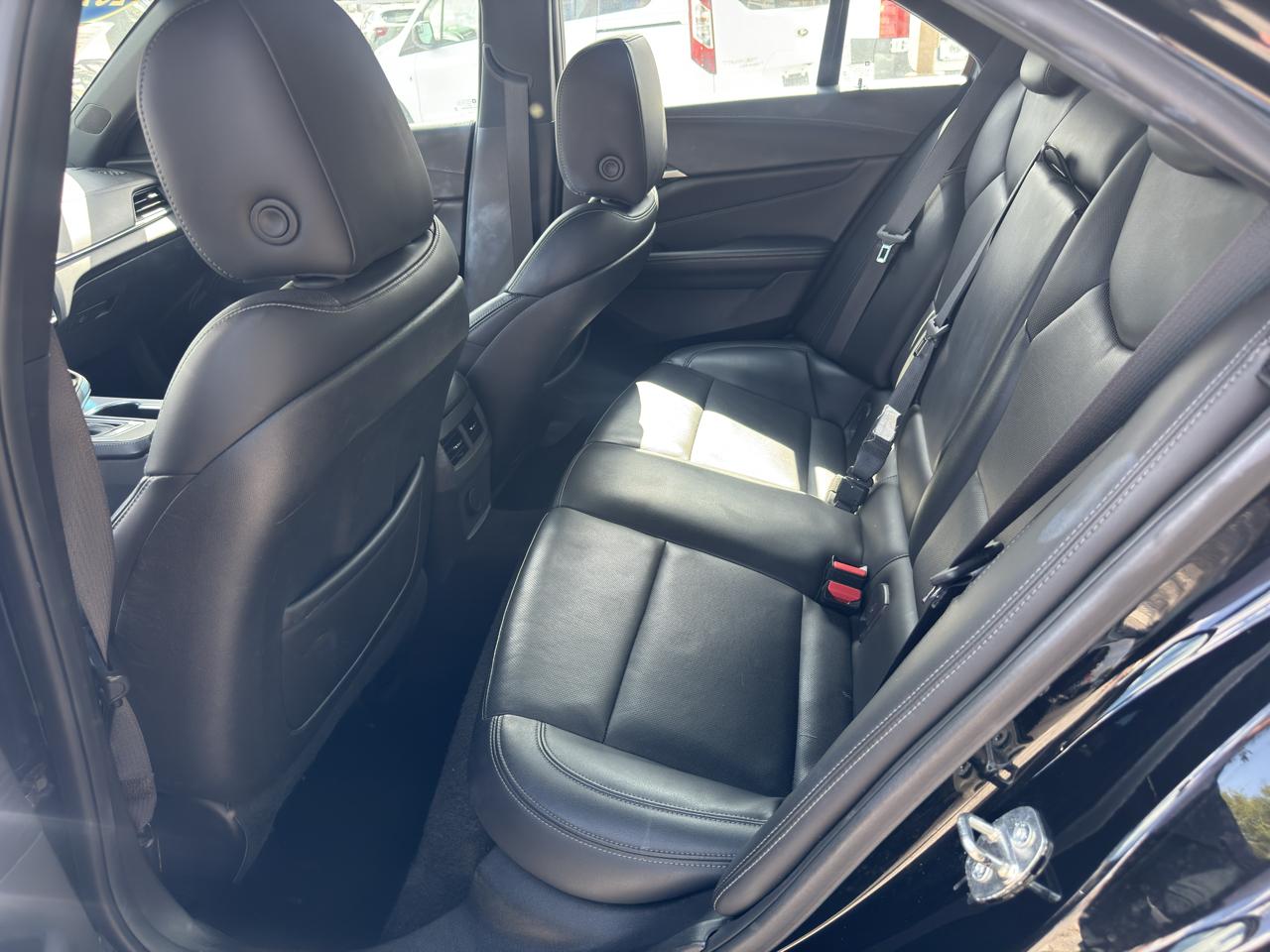 Cadillac CT4 4dr Sdn Premium Luxury 2023