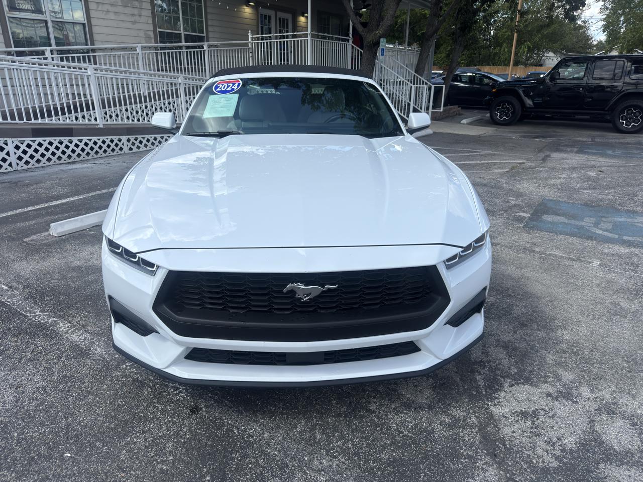 Ford Mustang EcoBoost Convertible 2024