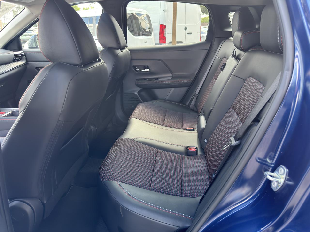 Nissan Kicks SR FWD 2025