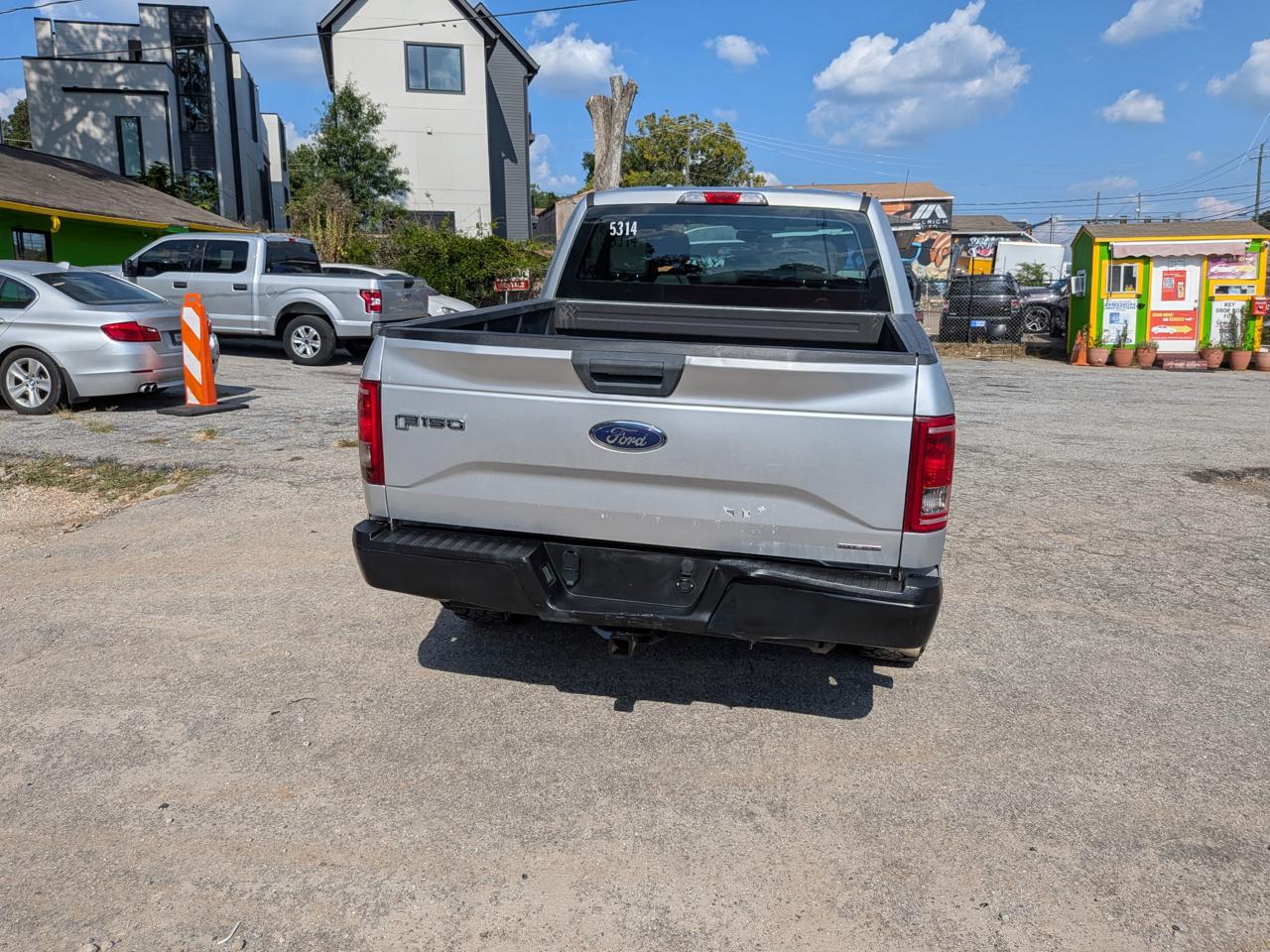 Ford F-150 XL SuperCrew 5.5-ft. Bed 4WD 2015
