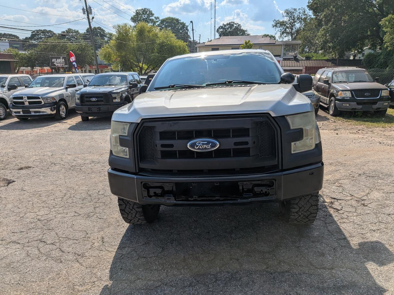 Ford F-150 XL SuperCrew 5.5-ft. Bed 4WD 2015