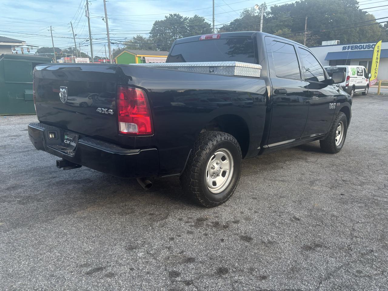 RAM 1500 SSV Crew Cab SWB 4WD 2016