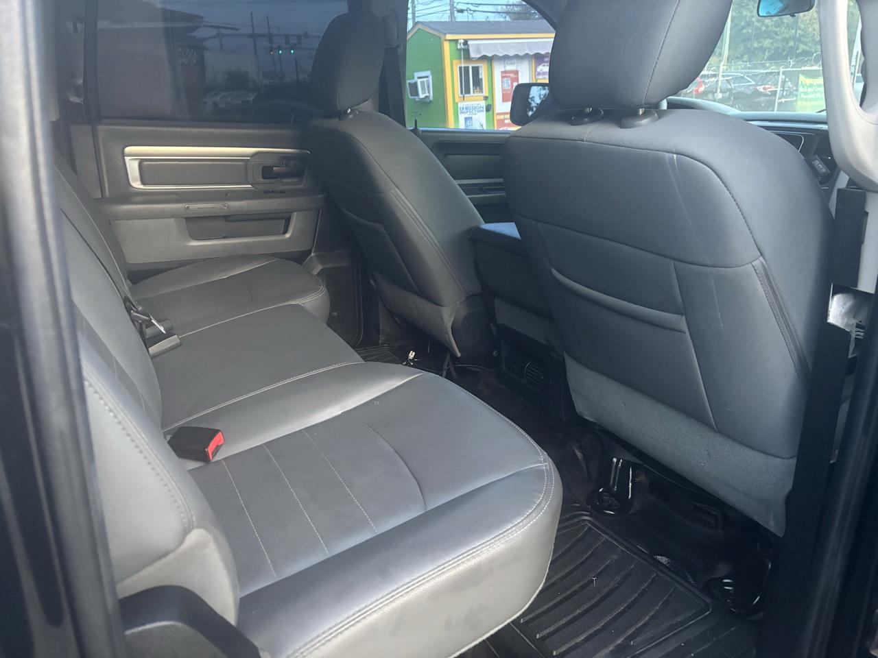 RAM 1500 SSV Crew Cab SWB 4WD 2016