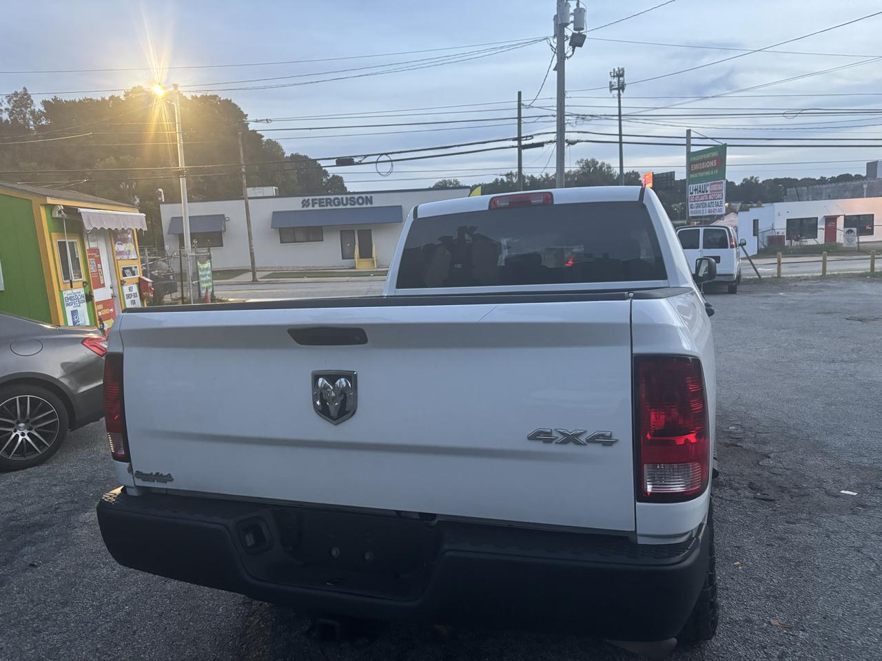 RAM 1500 Classic Tradesman Quad Cab 4WD 2020
