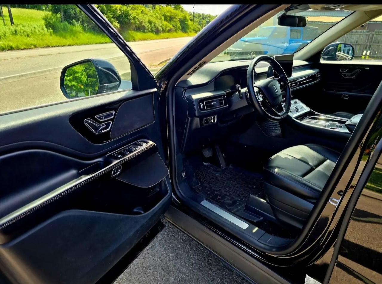 Lincoln Aviator Livery 2023