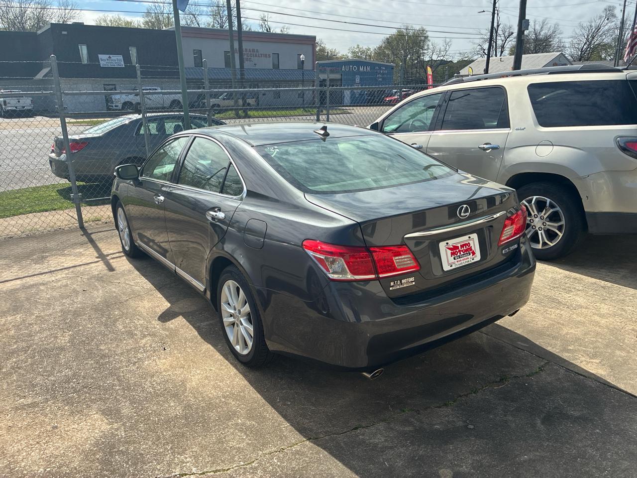 Lexus ES 350 Sedan 2011