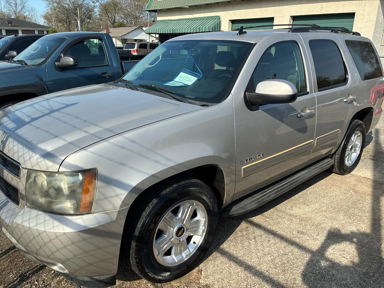 Chevrolet Tahoe LT1 2WD 2009