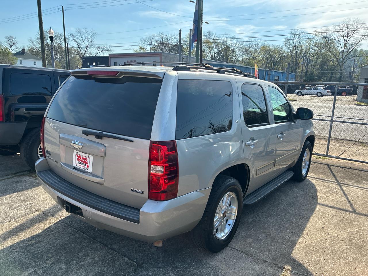 Chevrolet Tahoe LT1 2WD 2009
